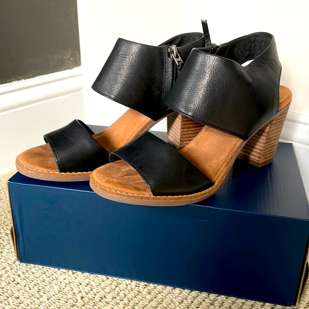 Toms Majorca Black Sandals 6.5